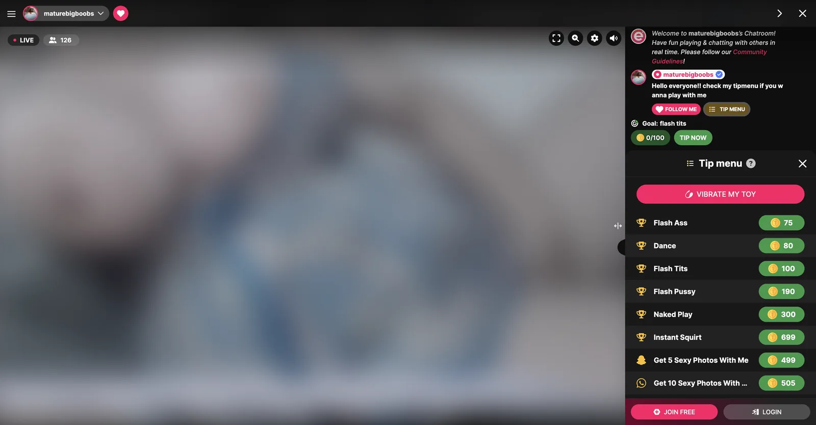 ePlay room with the player on the left and a tip menu on the right listing priced items, including five photos at 499 tokens and ten photos at 505